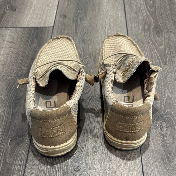 Hey Dude Men's Beige Loafers - Picture 3 of 6